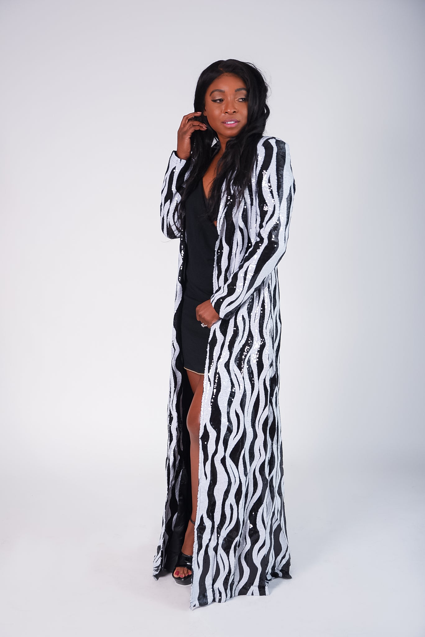 black and white sequin zebra style patterned duster 